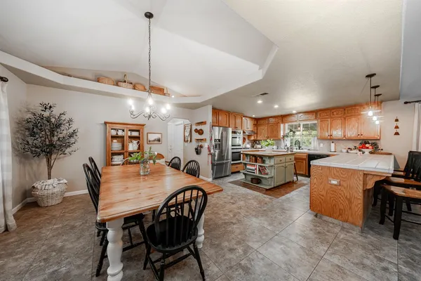 $569,000 | 22052 Melrose Court, Madera, CA 93638