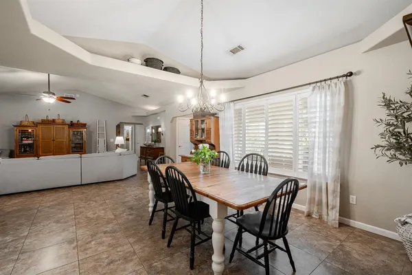 $569,000 | 22052 Melrose Court, Madera, CA 93638