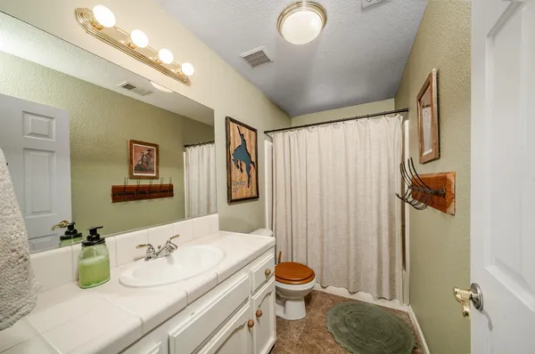 $569,000 | 22052 Melrose Court, Madera, CA 93638