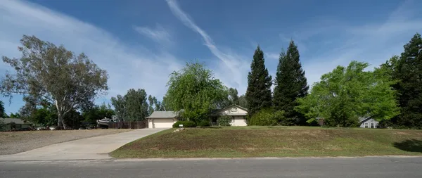 $569,000 | 22052 Melrose Court, Madera, CA 93638