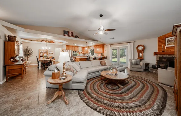 $569,000 | 22052 Melrose Court, Madera, CA 93638