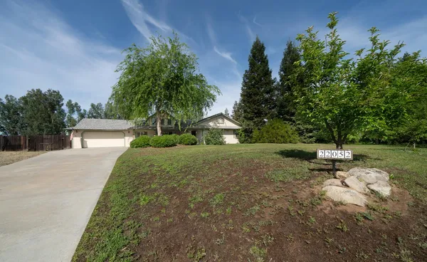 $569,000 | 22052 Melrose Court, Madera, CA 93638