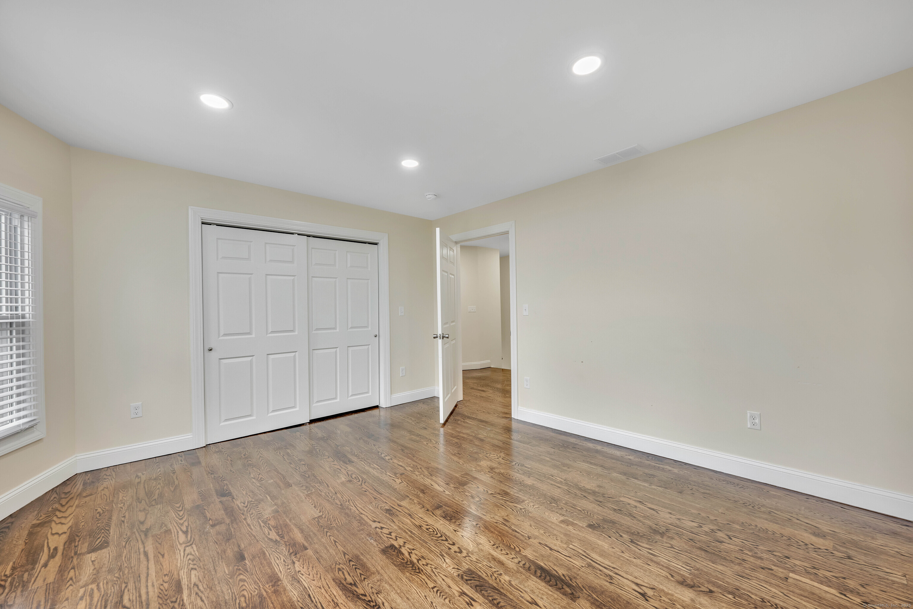 550 New Hanover Avenue Meriden, CT 06451 - Photo 14 of 34 a view of an empty room