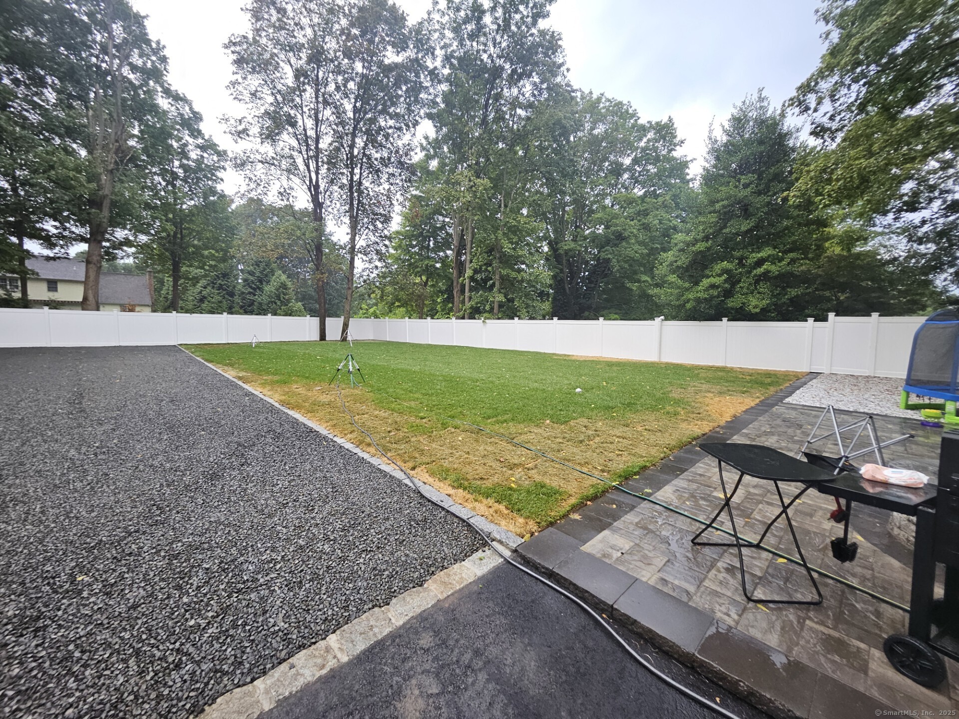 550 New Hanover Avenue Meriden, CT 06451 - Photo 24 of 34 a view of a backyard with trees