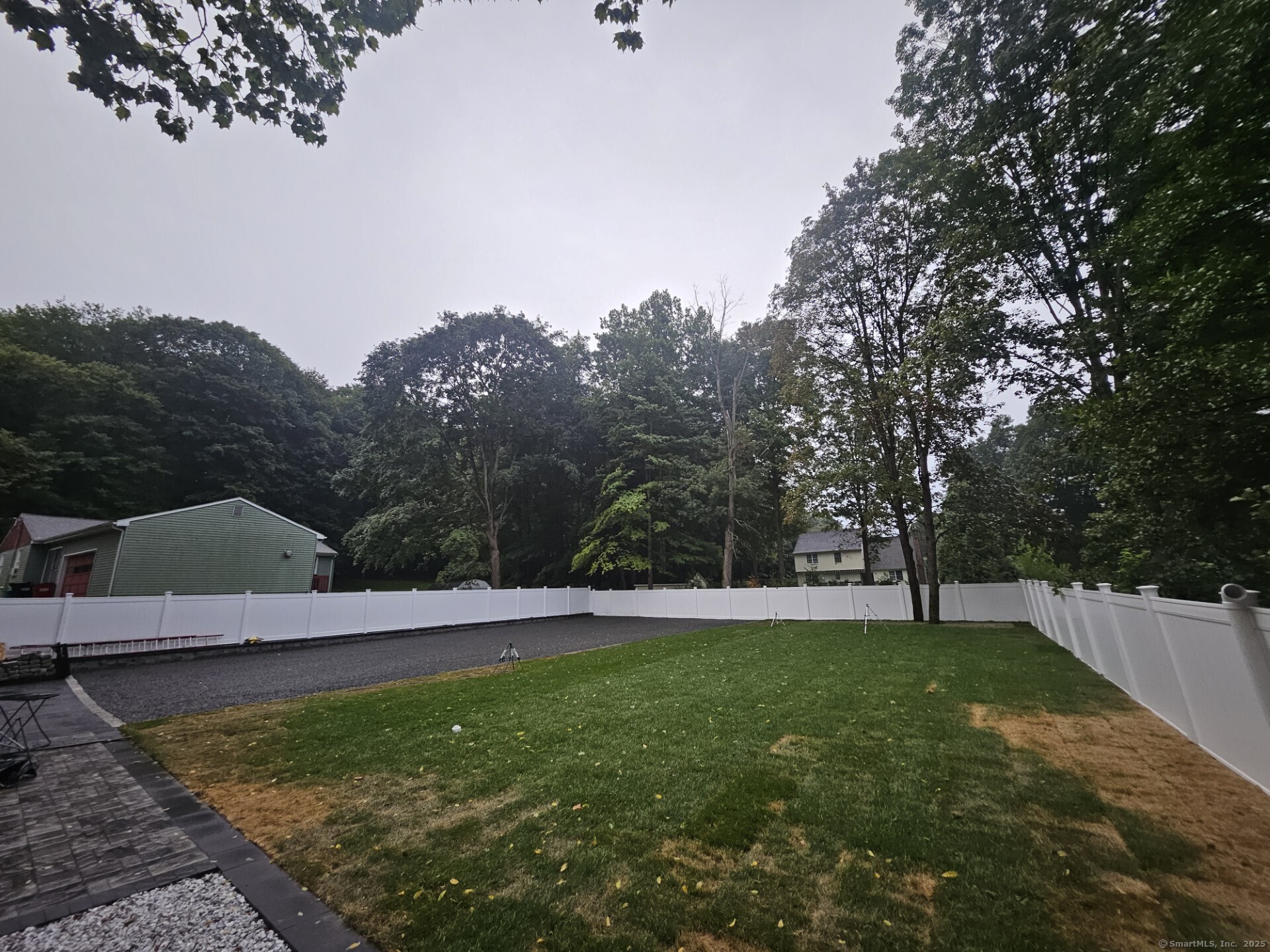 550 New Hanover Avenue Meriden, CT 06451 - Photo 28 of 34 a view of yard with grass and trees