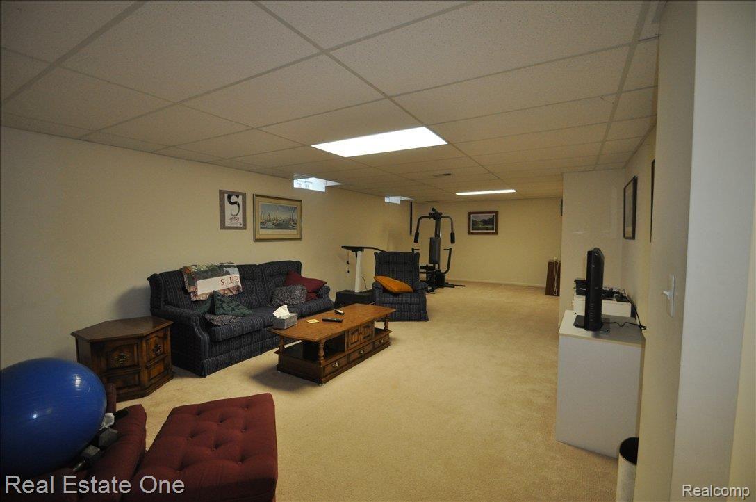 3721 Merriweather Lane Rochester, MI 48306 - Photo 25 of 25 Merriweather Barrington 046