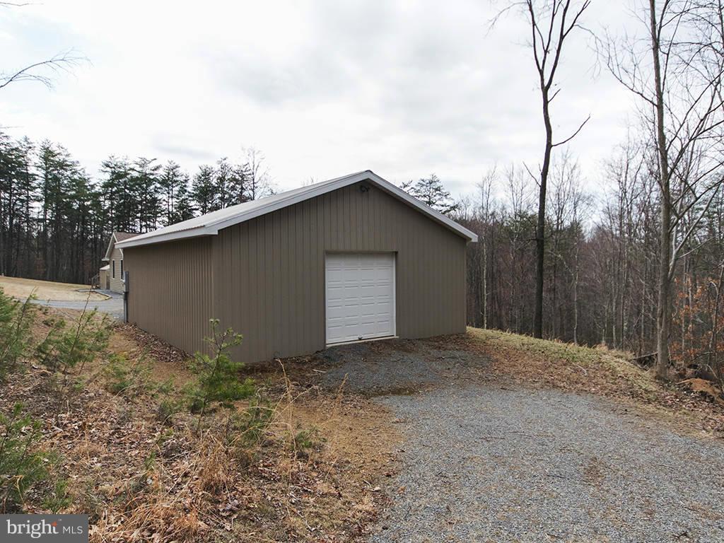 335 Whites Gap Road Berkeley Springs, WV 25411 - Photo 27 of 30 Garage
