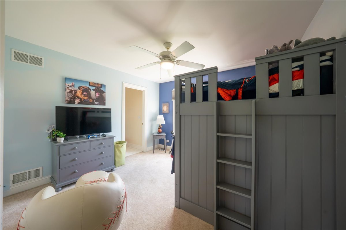 28413 West Harvest Glen Circle Cary, IL 60013 - Photo 35 of 58