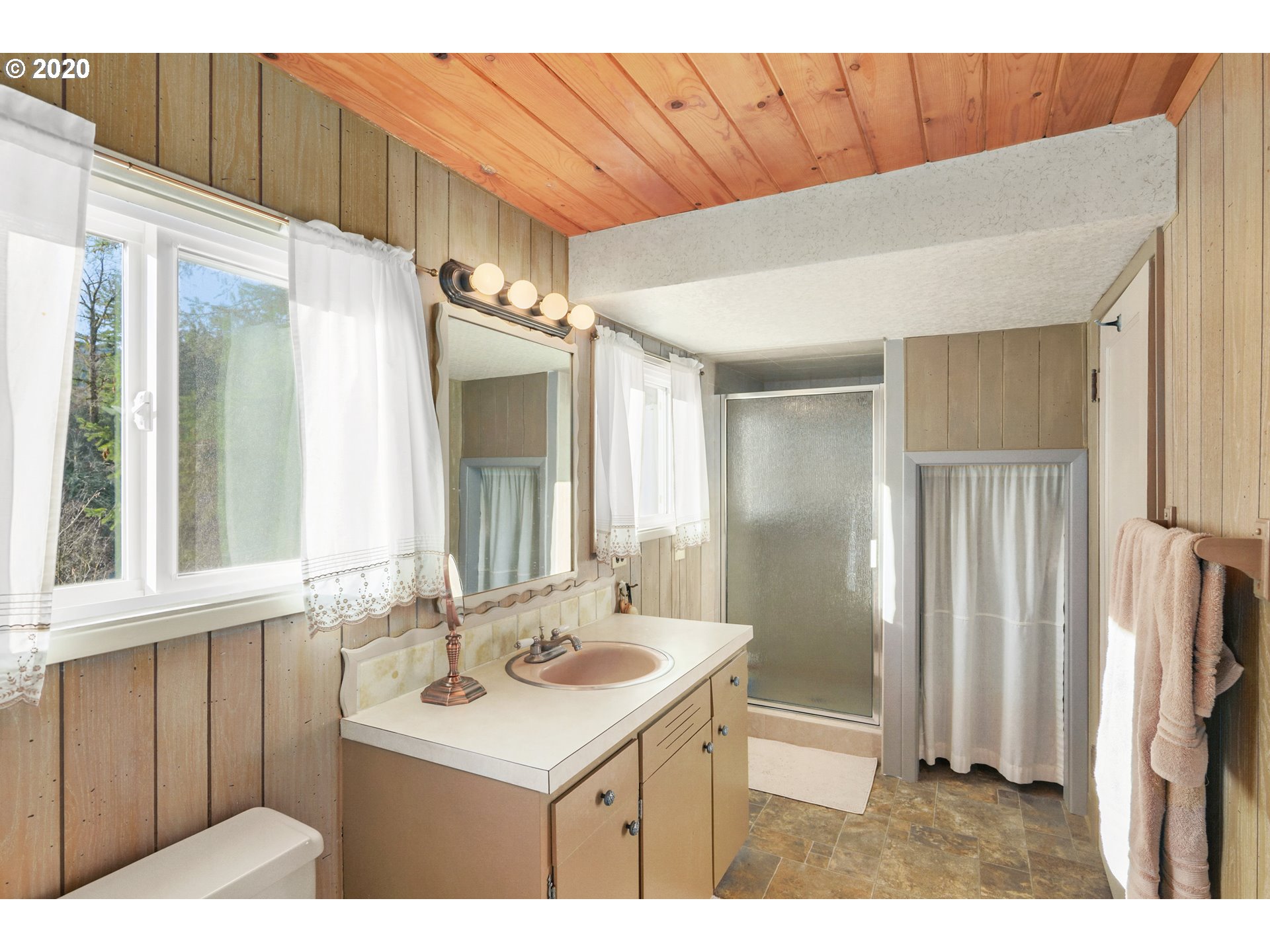 36111 South Dickey Prairie Road Molalla, OR 97038 - Photo 13 of 32
