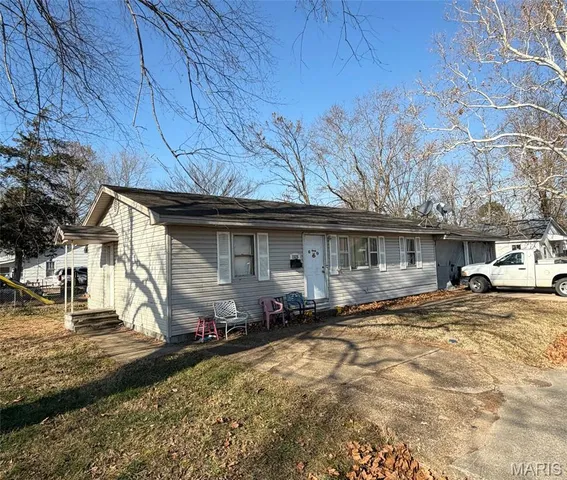 $60,000 | 2325 Mangold Street, Poplar Bluff, MO 63901