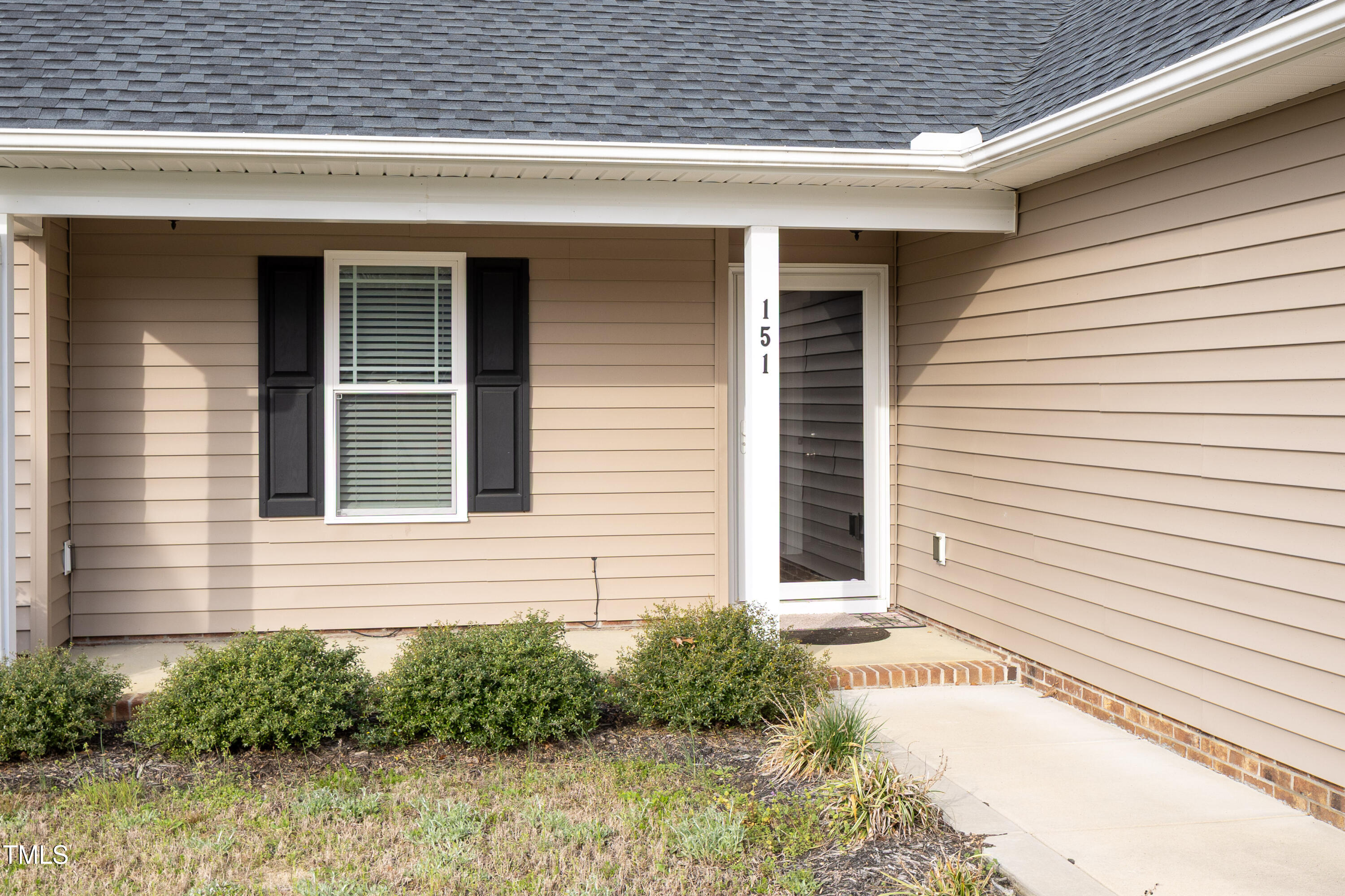 151 Goose Crk Circle Dunn, NC 28334 - Photo 3 of 30 151 Goose Creek Cir3