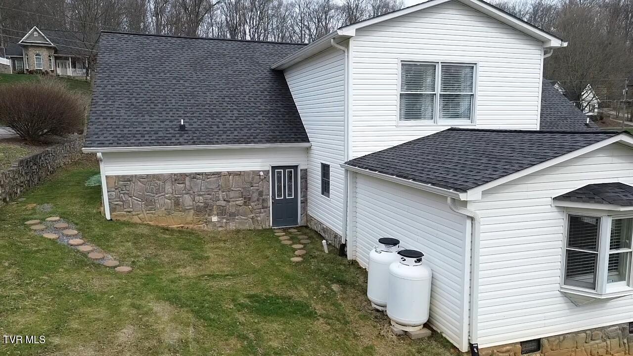 744 Stuffle Street Kingsport, TN 37660 - Photo 69 of 71 dji_fly_20260320_155430_0_1774036470097_