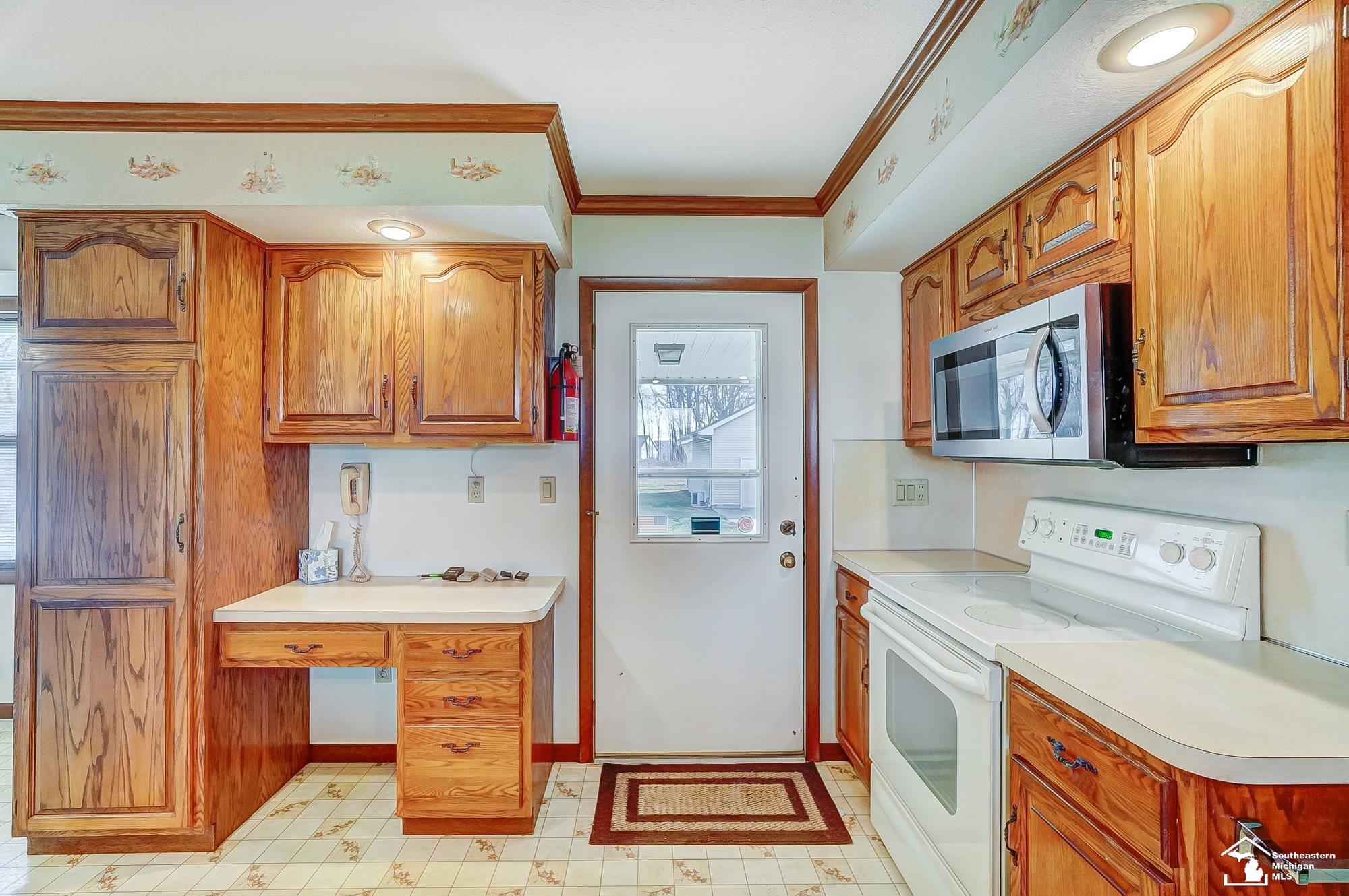 8348 Jackman Road Temperance, MI 48182 - Photo 36 of 66