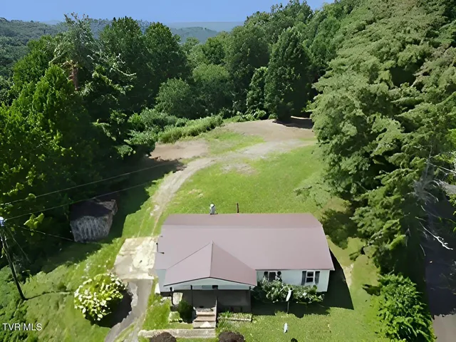 $94,900 | 3849 Nealy Ridge, Clinchco, VA 24226