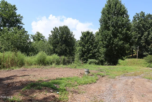 $94,900 | 3849 Nealy Ridge, Clinchco, VA 24226