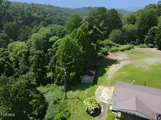 $94,900 | 3849 Nealy Ridge, Clinchco, VA 24226