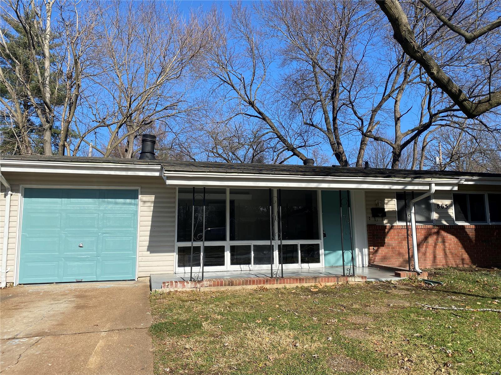 865 Derhake Road Florissant, MO 63033 - Photo 1 of 10 Gallery Image 1