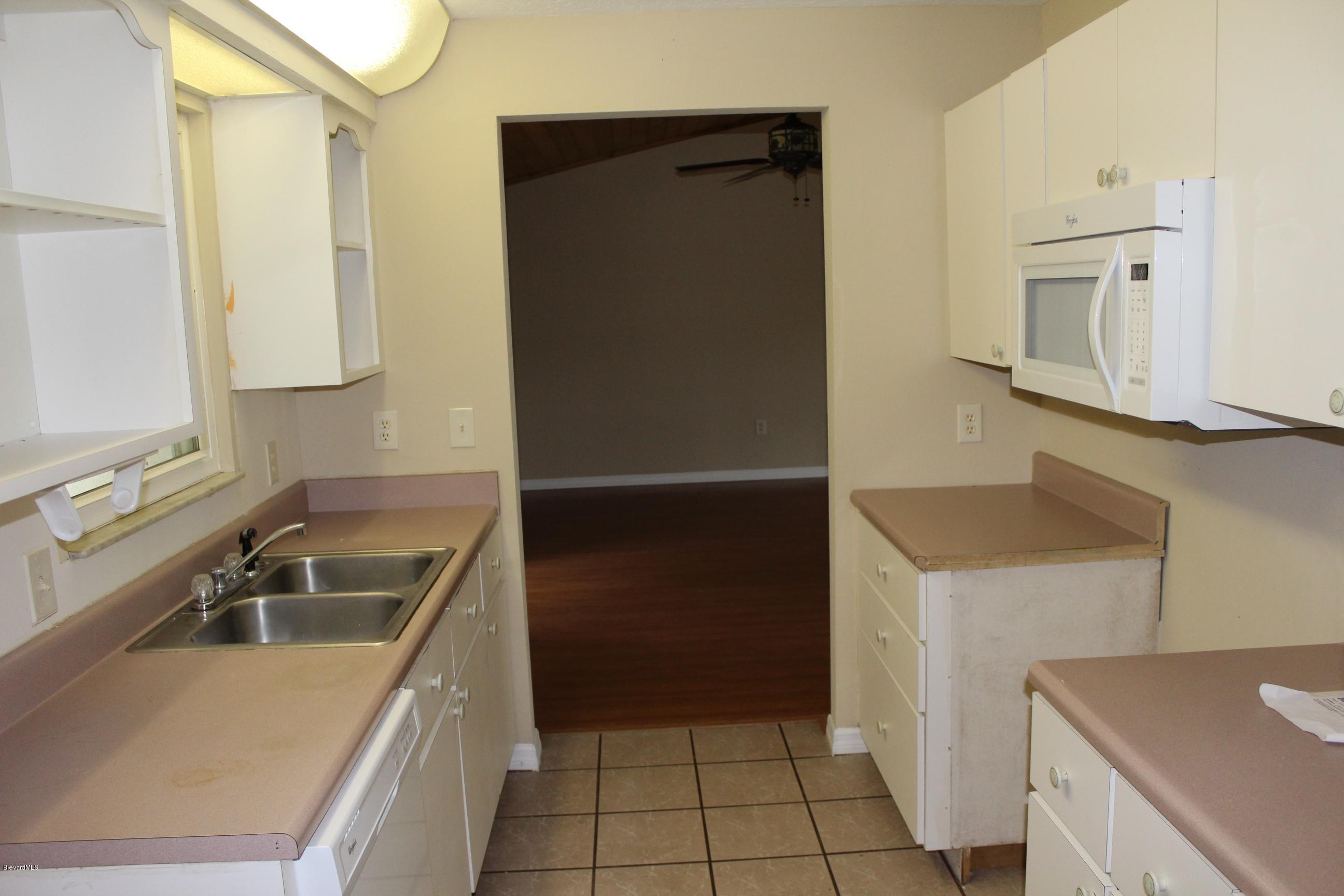 4565 Delespine Road Cocoa, FL 32927 - Photo 6 of 32 Alternate kitchen view