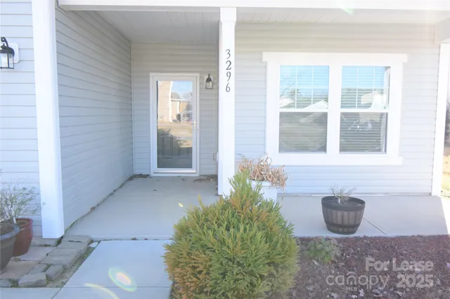 $1,800 | 3296 Saddlebrook Drive, Midland, NC 28107