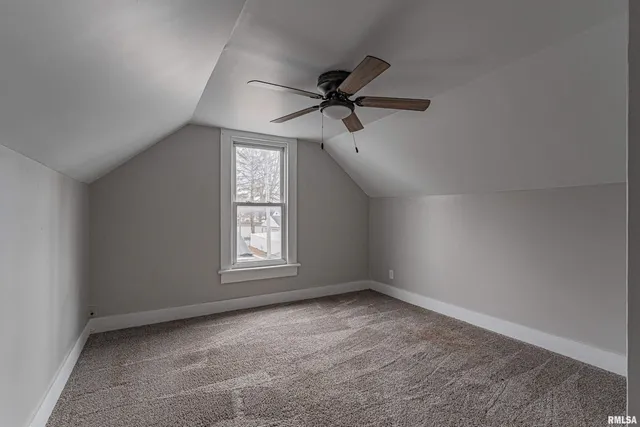 $128,000 | 414 South McLean Street, Lincoln, IL 62656