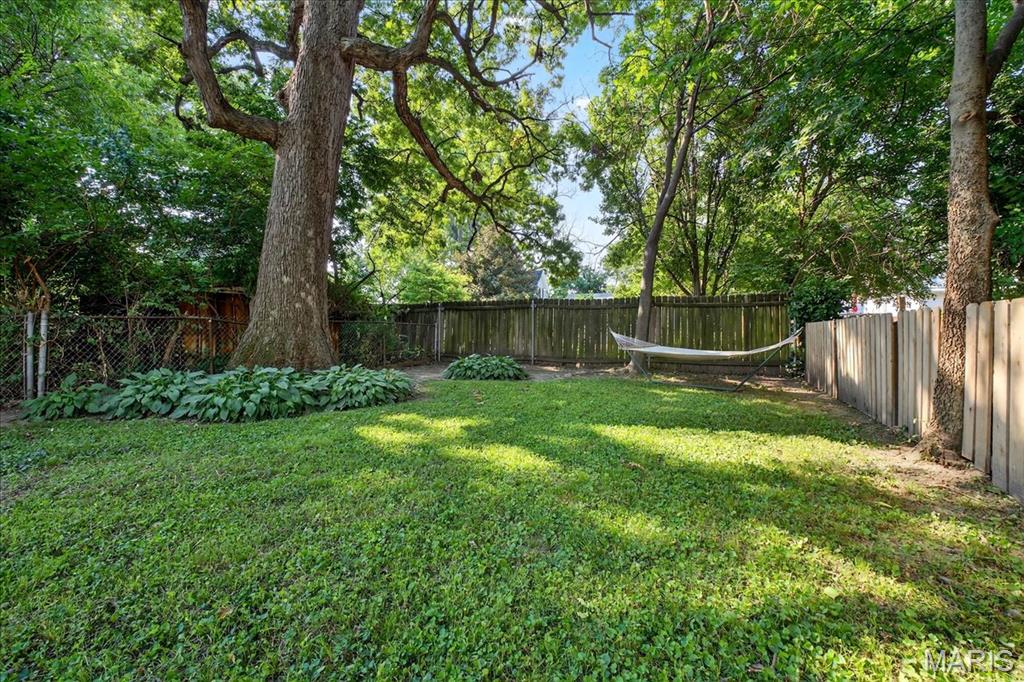 7120 Rabenberg Place St. Louis, MO 63143 - Photo 19 of 23