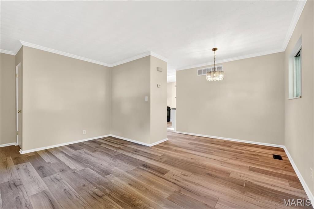 7120 Rabenberg Place St. Louis, MO 63143 - Photo 5 of 23