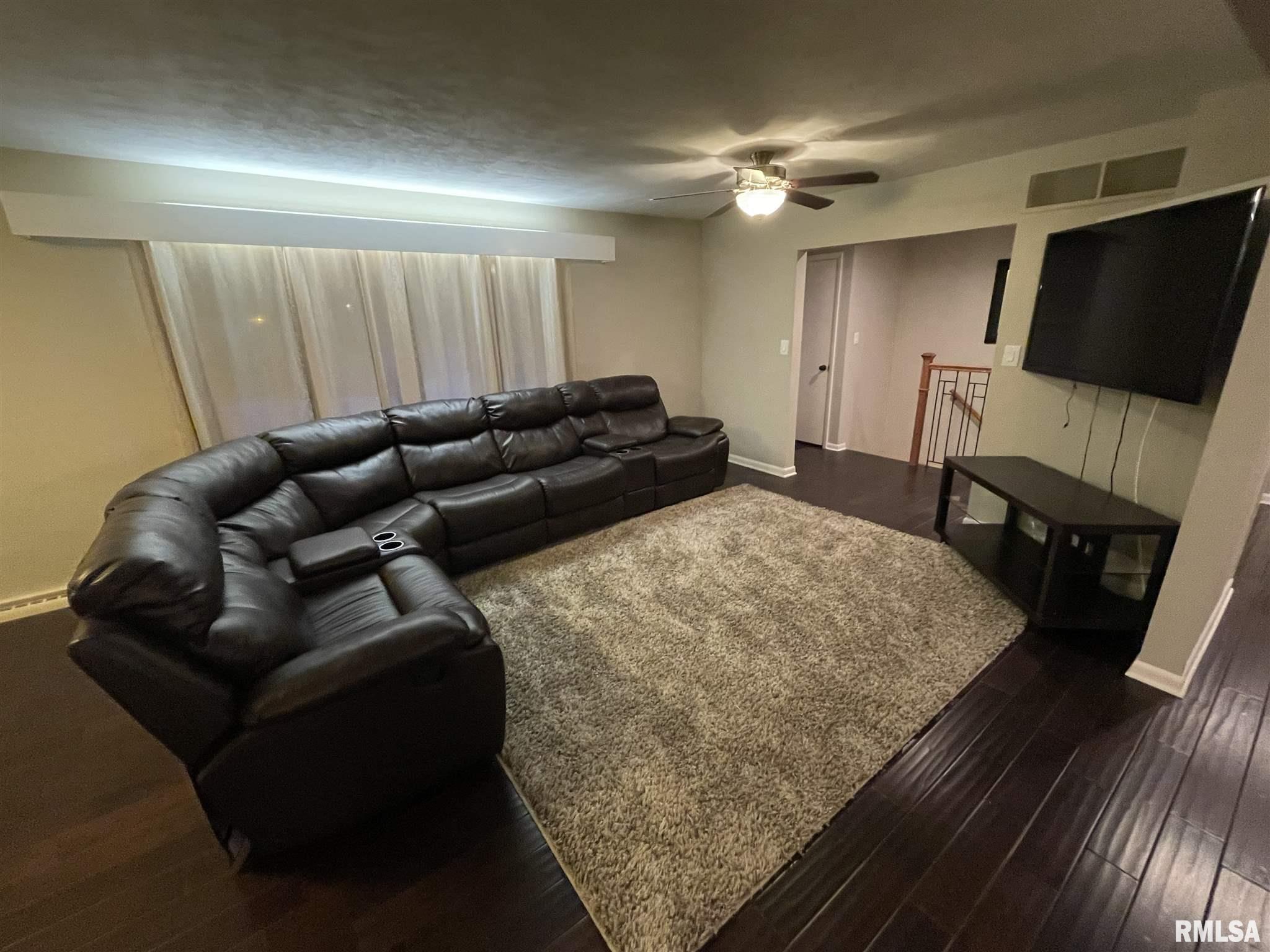 868 Roanoke Drive Springfield, IL 62702 - Photo 22 of 27 Gallery Image 22