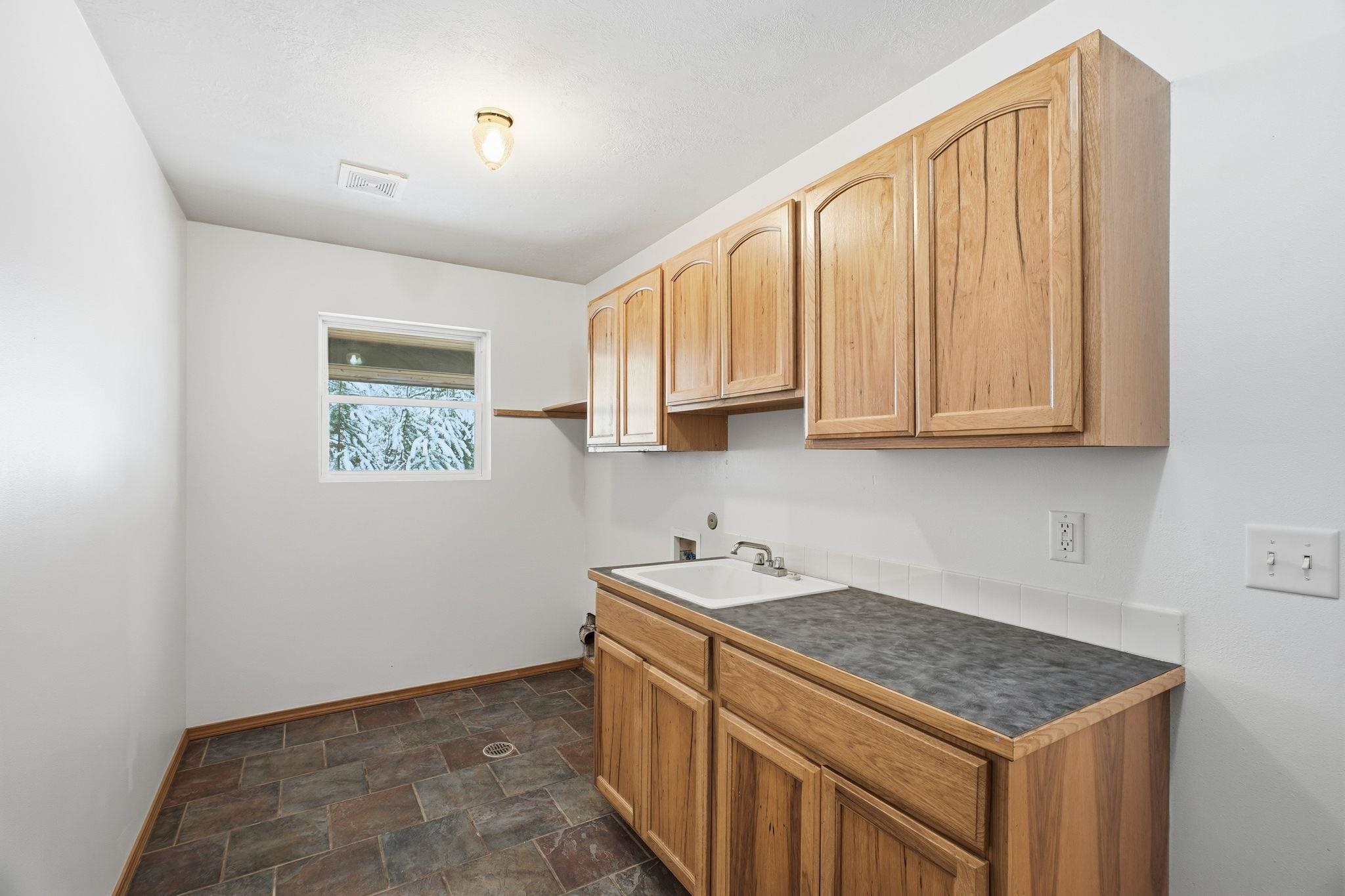 30324 North Elk Chattaroy Road Chattaroy, WA 99003 - Photo 29 of 49