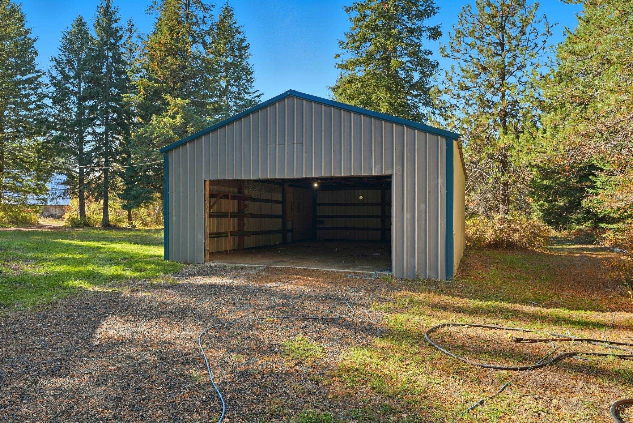 30324 North Elk Chattaroy Road Chattaroy, WA 99003 - Photo 36 of 49