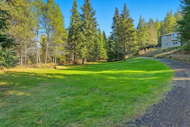 $824,900 | 30324 North Elk Chattaroy Road, Chattaroy, WA 99003