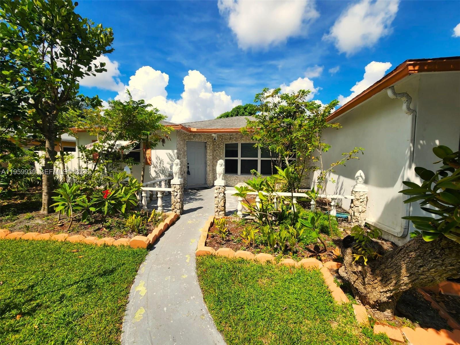 830 Southwest 50th Avenue Margate, FL 33068 - Photo 2 of 10