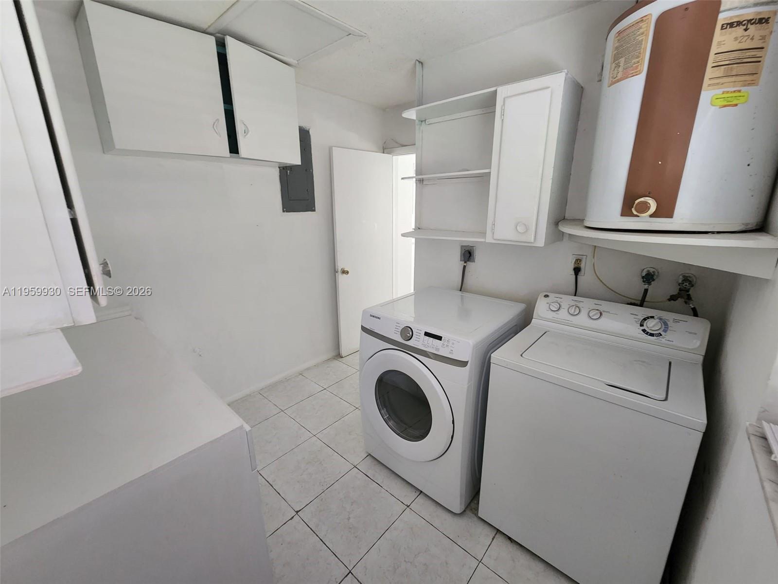 830 Southwest 50th Avenue Margate, FL 33068 - Photo 6 of 10