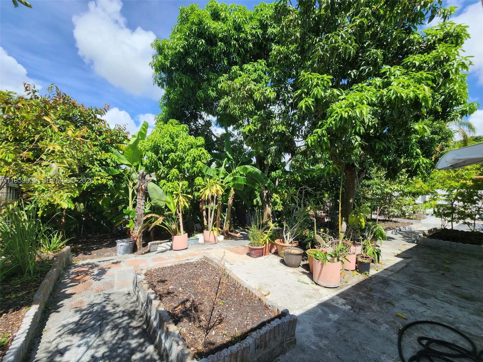 830 Southwest 50th Avenue Margate, FL 33068 - Photo 8 of 10