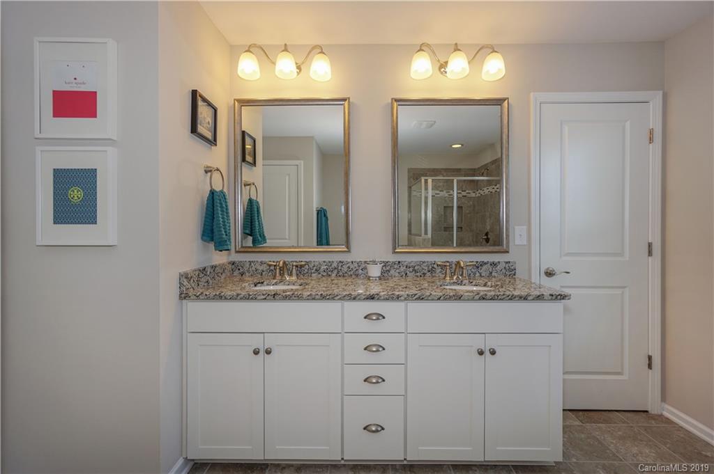 9432 Inverness Bay Road Charlotte, NC 28278 - Photo 22 of 40 Gallery Image 22