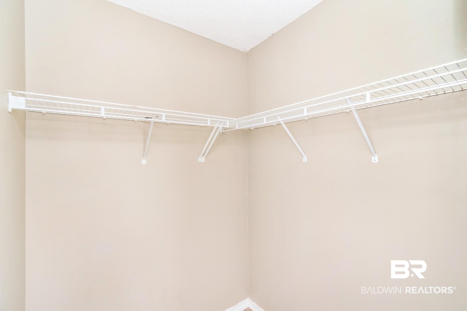 2136 Spring Grove Court Mobile, AL 36695 - Photo 21 of 38 Walk in closet