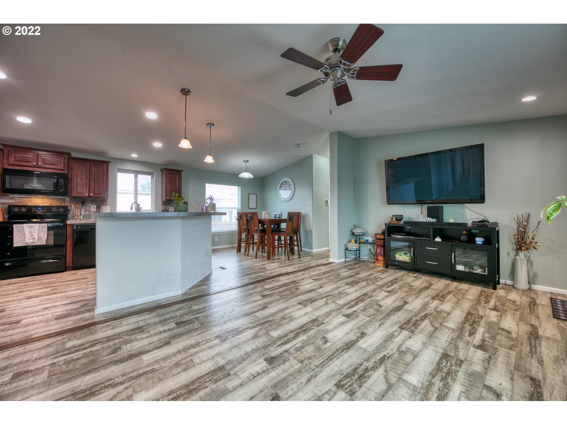 1415 South Bertelsen Road, Unit 126 Eugene, OR 97402 - Photo 13 of 23 Gallery Image 13
