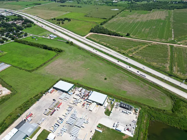 $1,999,786 | 0 Hwy 59 Freeway, Beasley, TX 77417