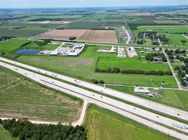 $1,999,786 | 0 Hwy 59 Freeway, Beasley, TX 77417