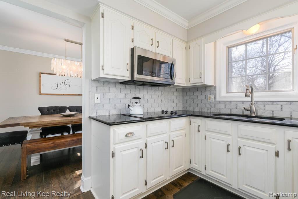 658 Spartan Drive Rochester Hills, MI 48309 - Photo 13 of 43