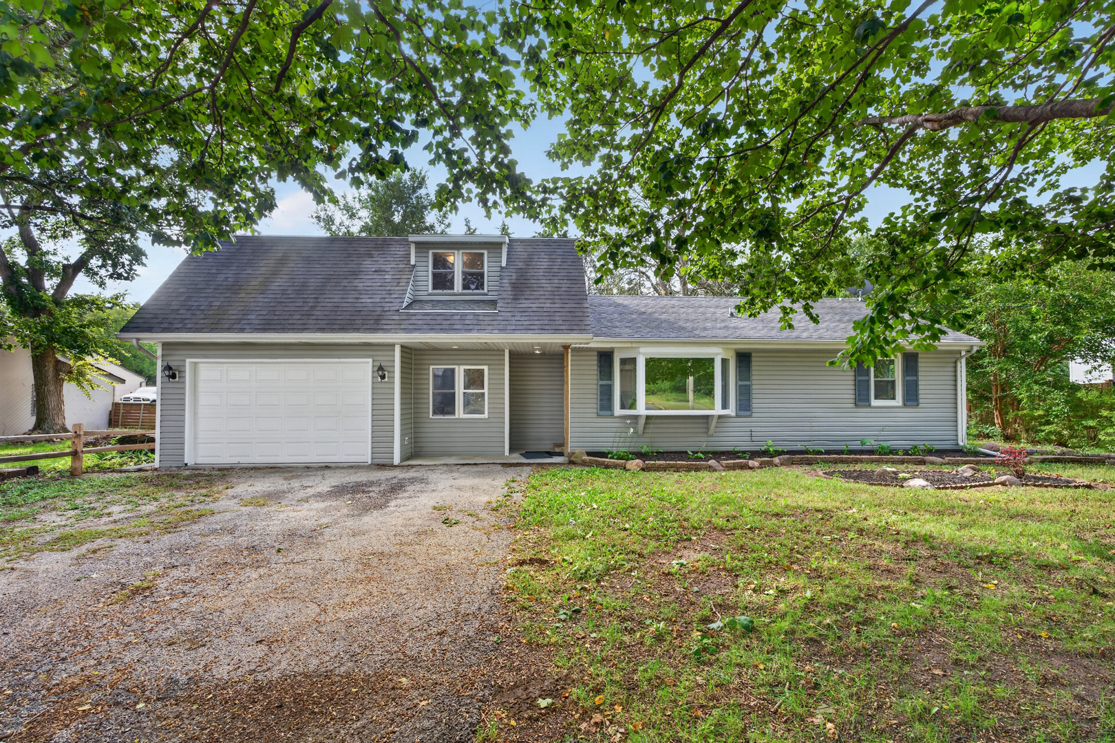 905 Pine Bluff Road Morris, IL 60450 - Photo 2 of 18 Gallery Image 2