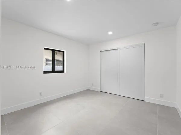 $899,400 | 610 Northeast 164th Terrace, North Miami Beach, FL 33162