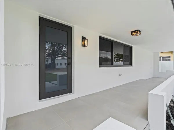 $899,400 | 610 Northeast 164th Terrace, North Miami Beach, FL 33162