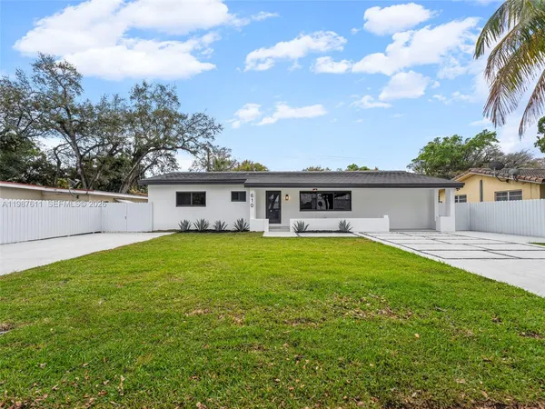 $899,400 | 610 Northeast 164th Terrace, North Miami Beach, FL 33162