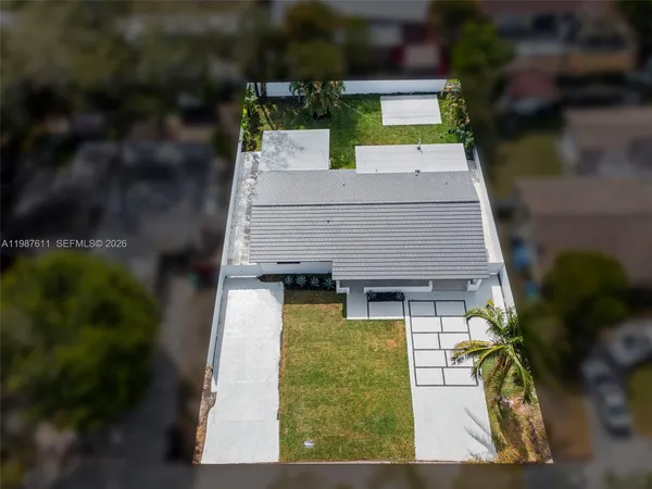 $899,400 | 610 Northeast 164th Terrace, North Miami Beach, FL 33162