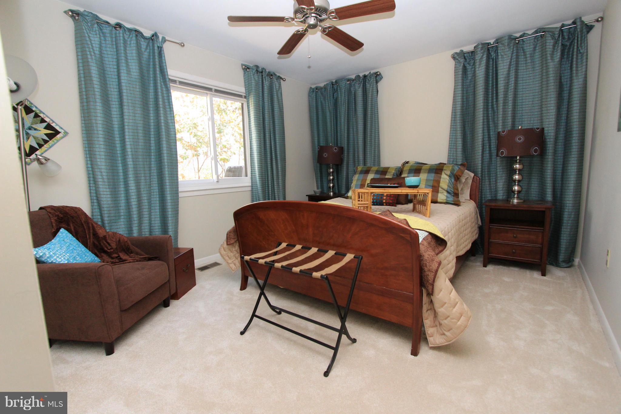 2001 Upper Lake Drive Reston, VA 20191 - Photo 22 of 30 Bedroom