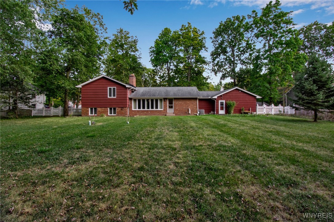 9324 Hunting Valley Road North Clarence, NY 14031 - Photo 29 of 32 Back of Home