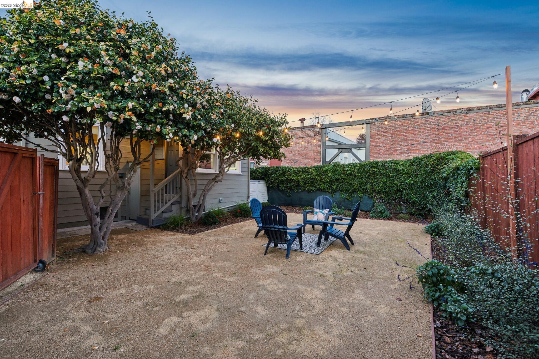 1092 Dwight Way Berkeley, CA 94710 - Photo 27 of 45