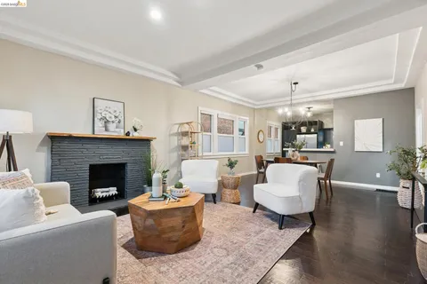 $799,000 | 1092 Dwight Way, Berkeley, CA 94710