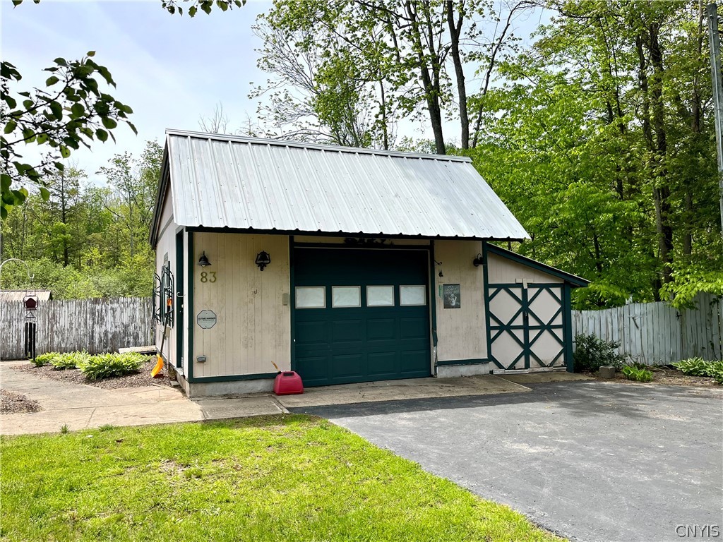 83 Stoney Robby Road Fulton, NY 13069 - Photo 7 of 30