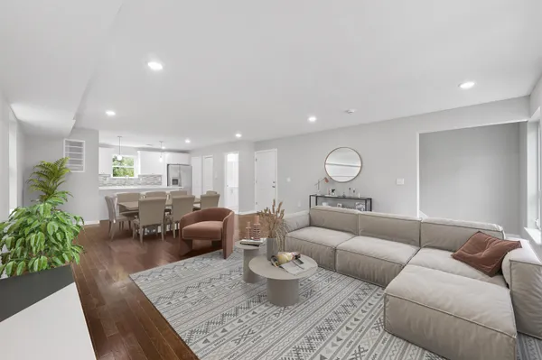 $4,000 | 45 Franklin Street, Unit 2, Jersey City, NJ 07307